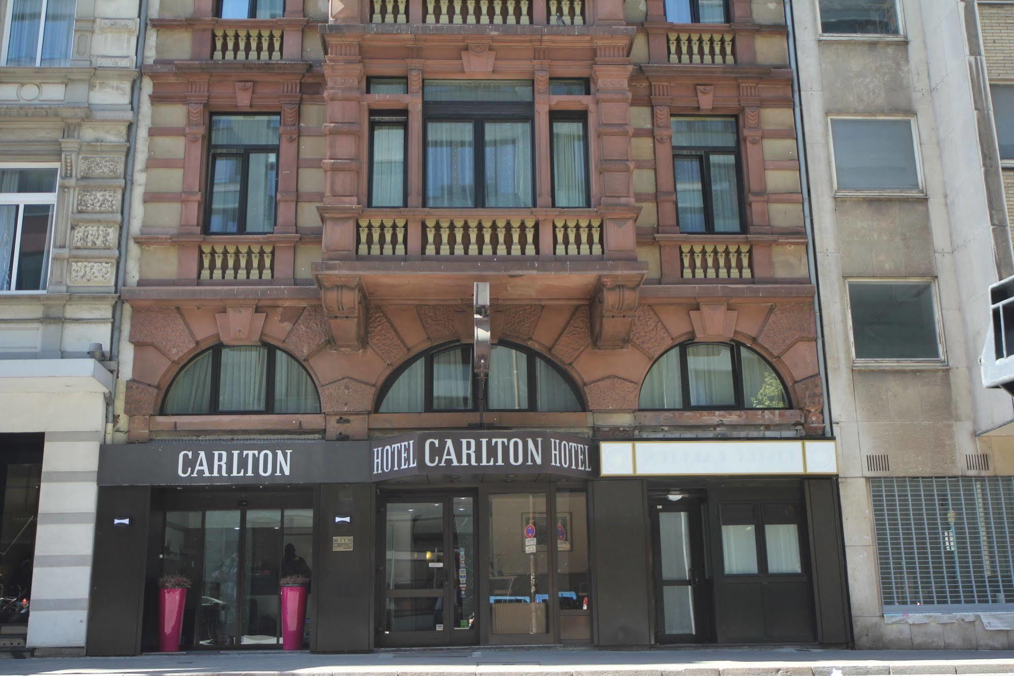Carlton Hotel Франкфурт на Майн Екстериор снимка